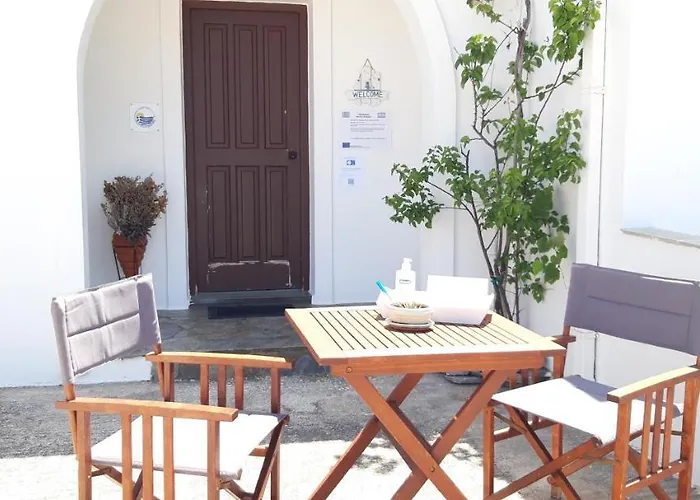 Alkionides Apartman Náusza